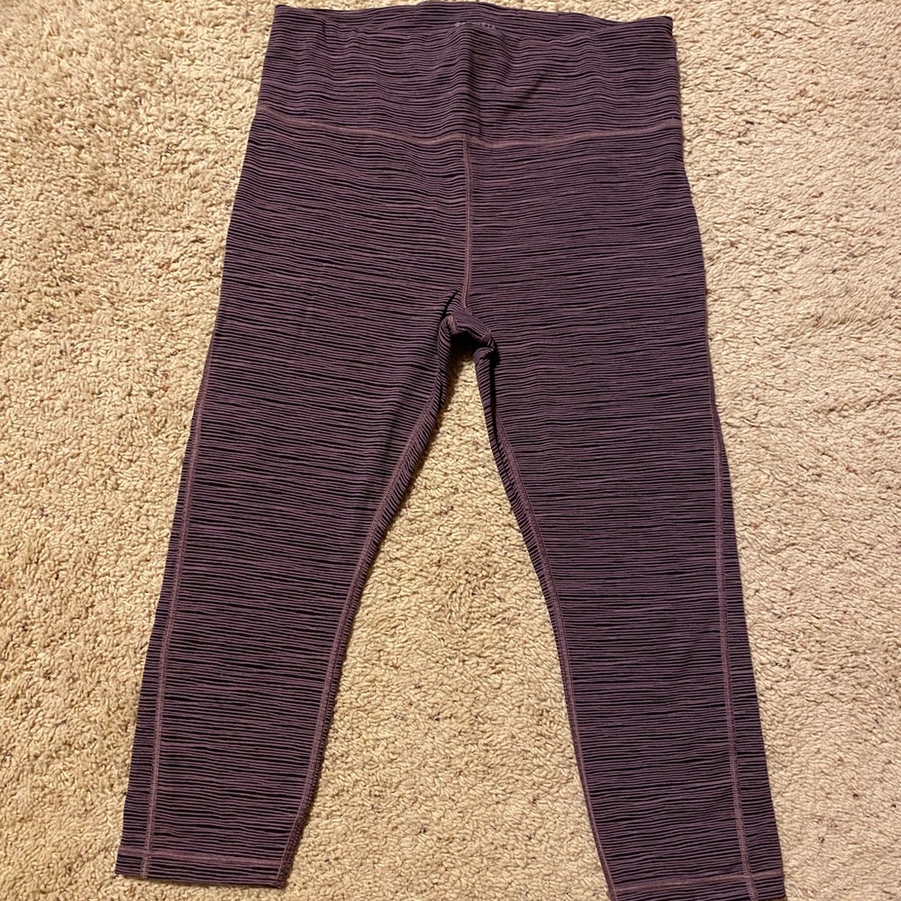 Athleta Capri Leggings